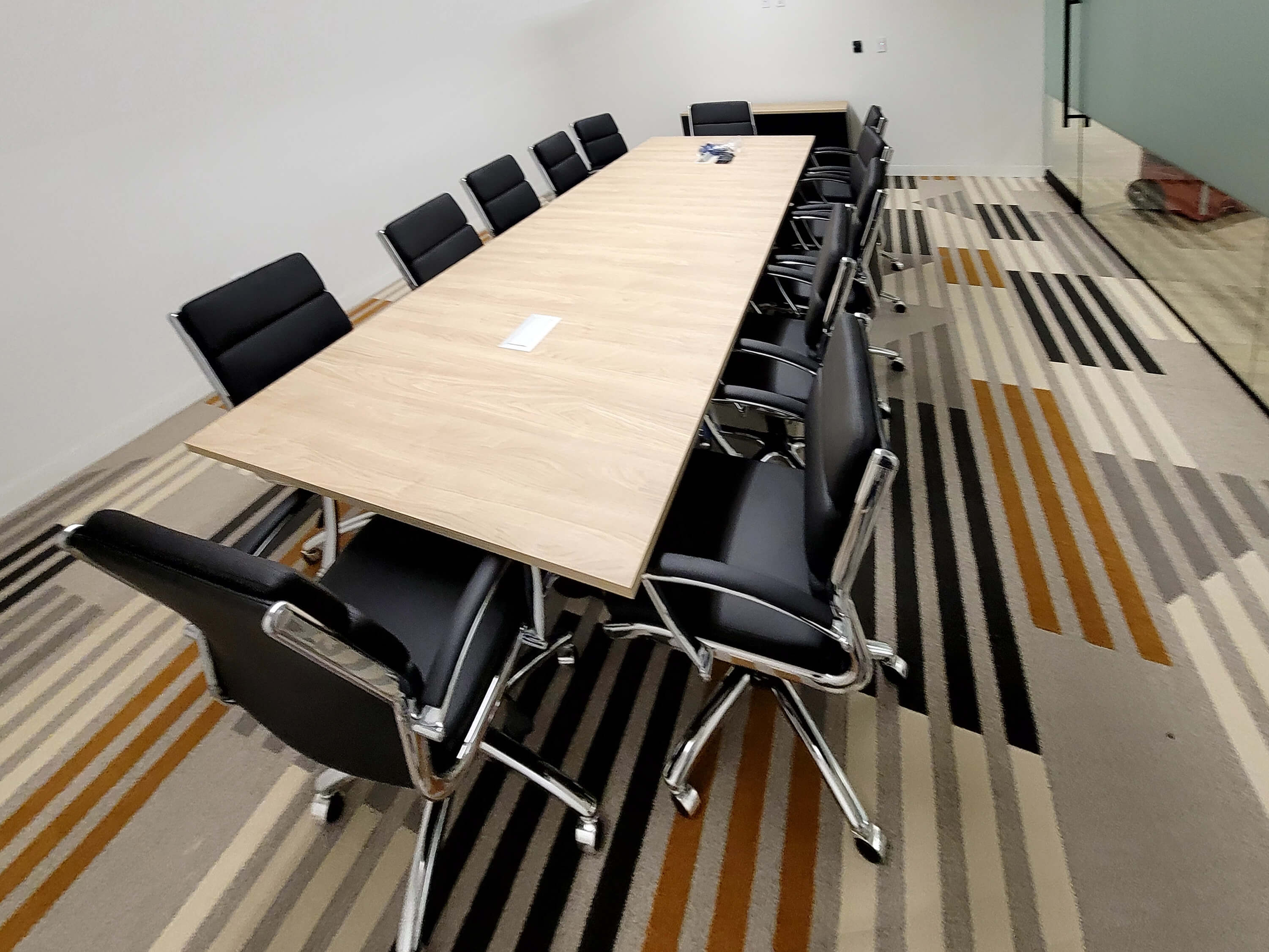 TX-office-furniture-neca1avag-021524-02.jpg