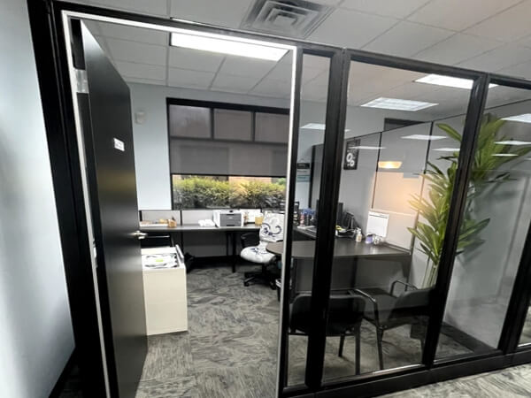 used-open-plan-modular-office-070726-CUB1-1.jpg